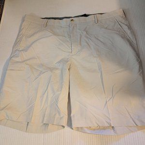 Greg Norman Kahki Beige Mens Golf Shorts Pants Zip Pockets 42